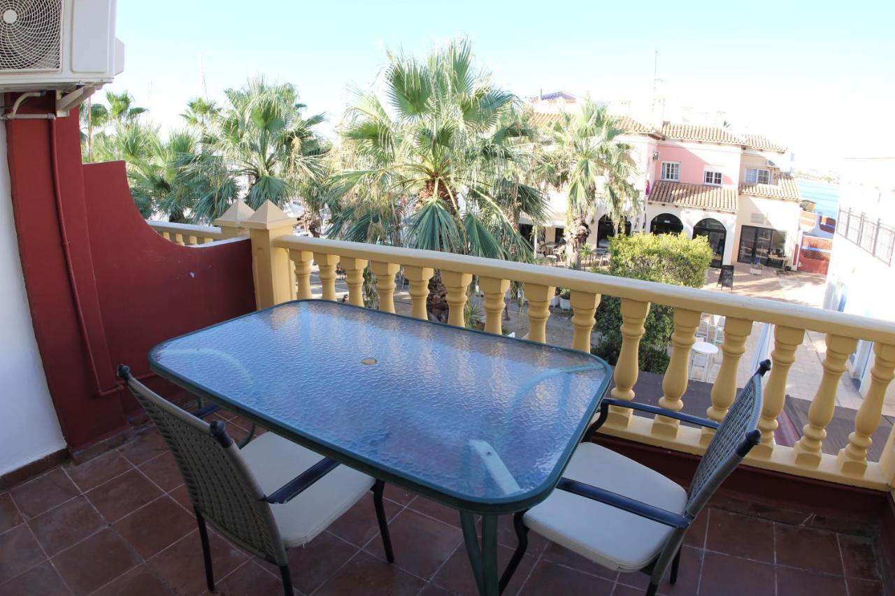 Apartamentos Marina Internacional Torrevieja Exterior foto